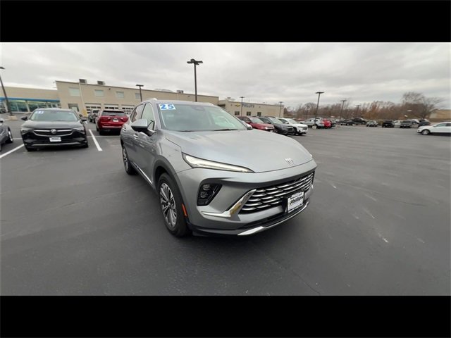 Certified 2025 Buick Envision Preferred video 2