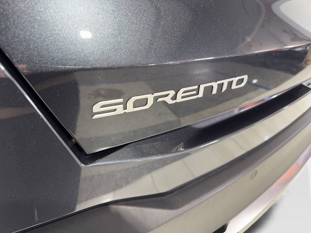 Used 2024 Kia Sorento SX image 23