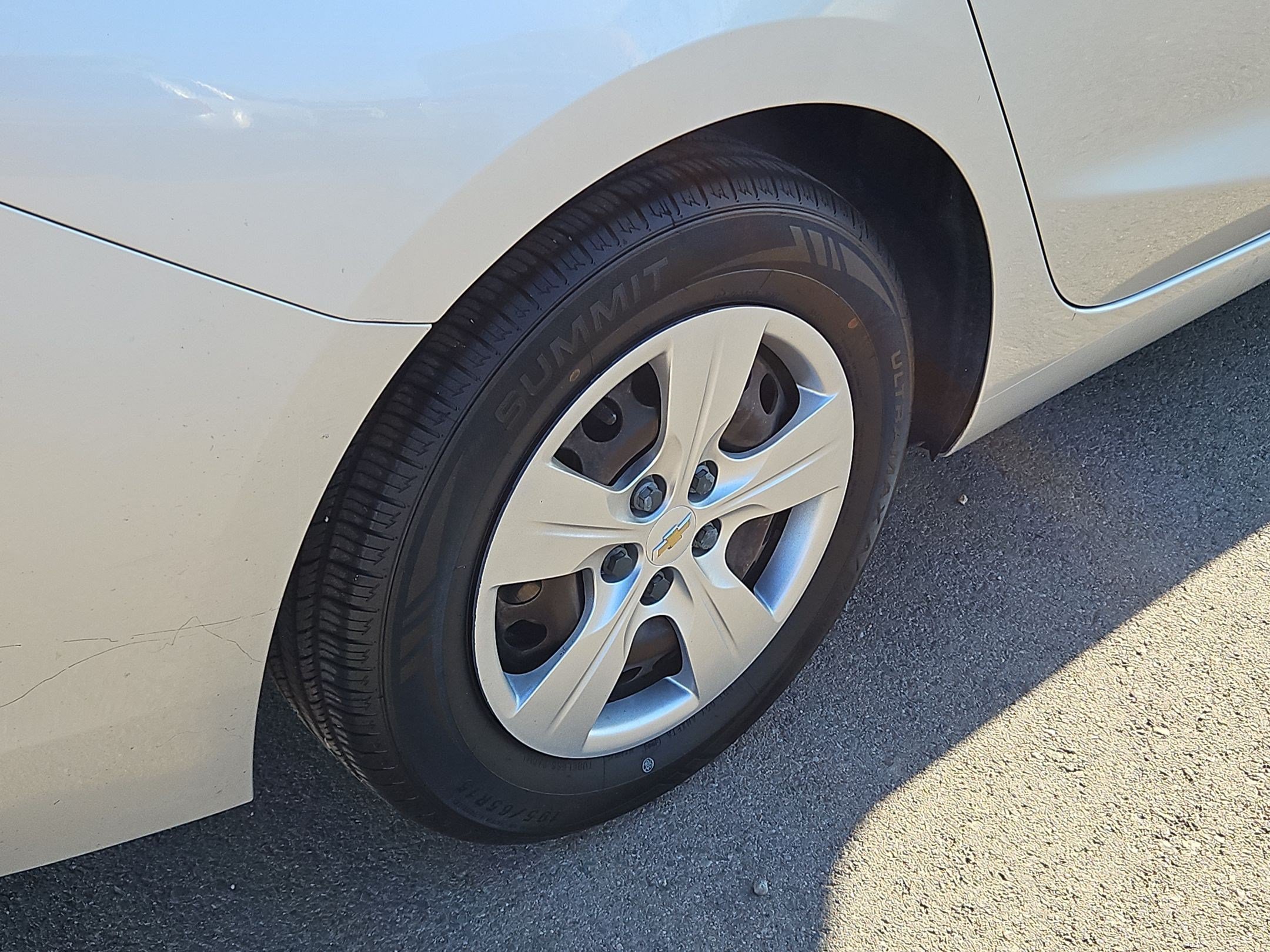 Certified 2017 Chevrolet Cruze LS FWD image 12