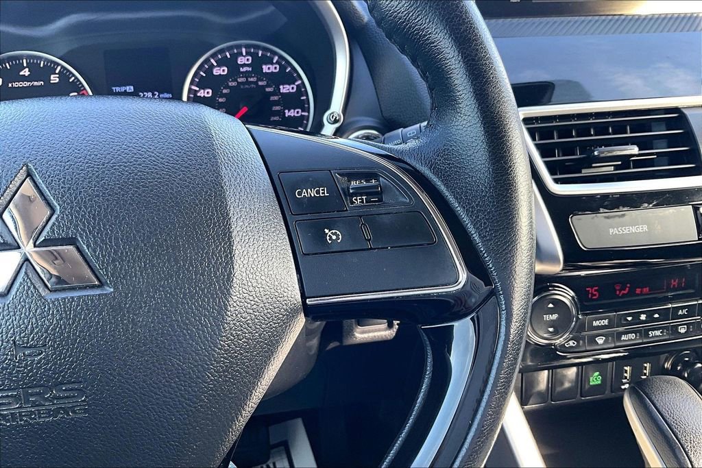 Used 2020 Mitsubishi Eclipse Cross SE image 20