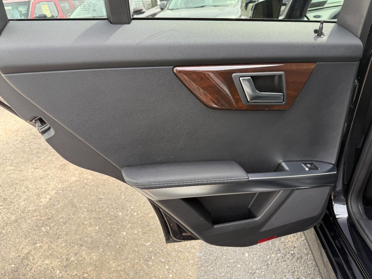 Used 2014 Mercedes-Benz GLK 350 4MATIC image 27