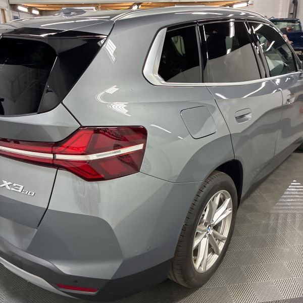 Used 2025 BMW X3 xDrive30i w/ Premium Package image 8