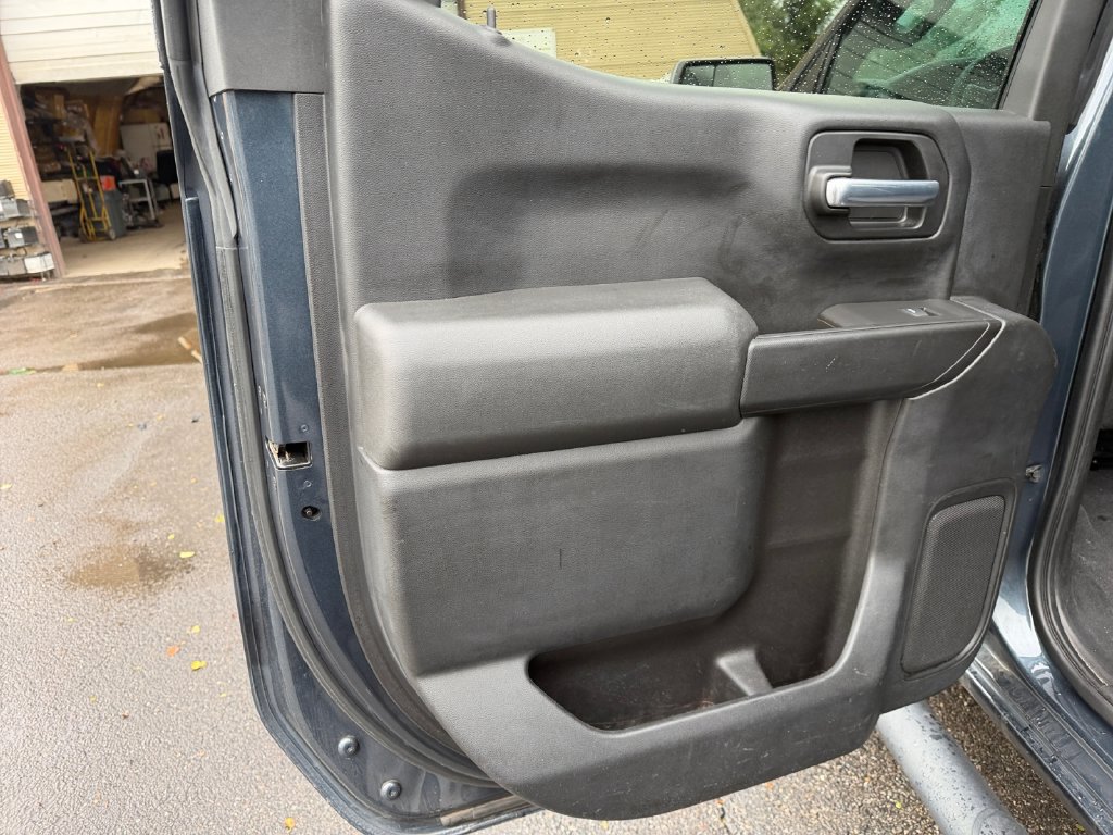 Used 2020 Chevrolet Silverado 1500 LT w/ Fleet Comfort Package AWD/4WD image 26