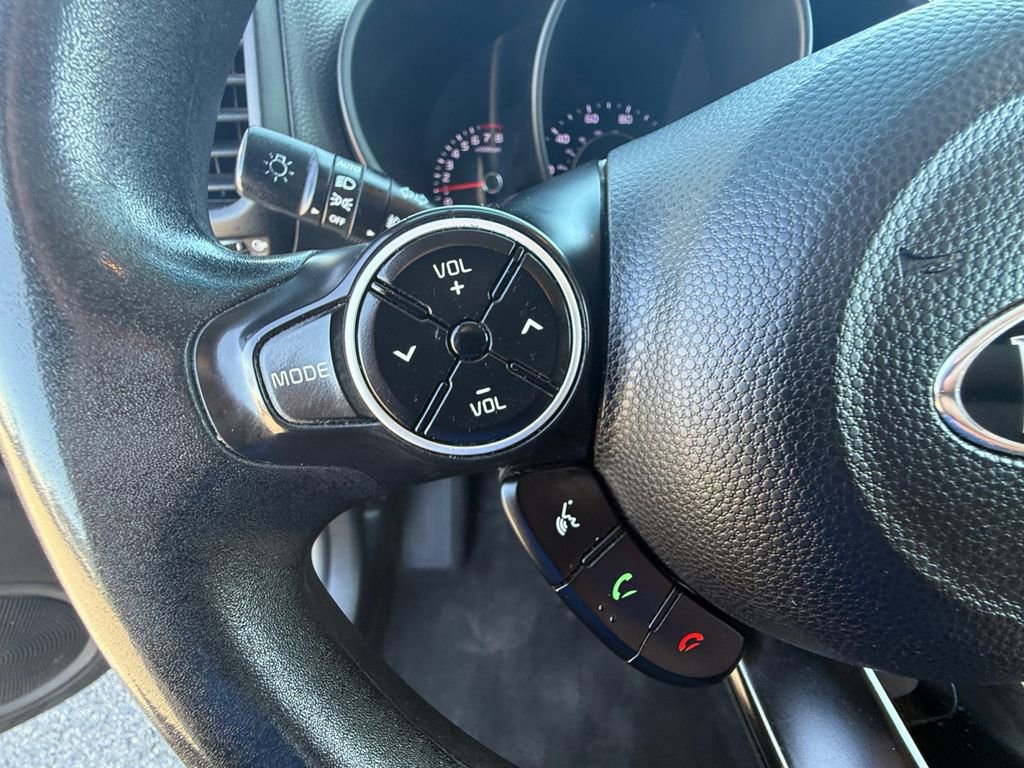Used 2019 Kia Soul + FWD image 14