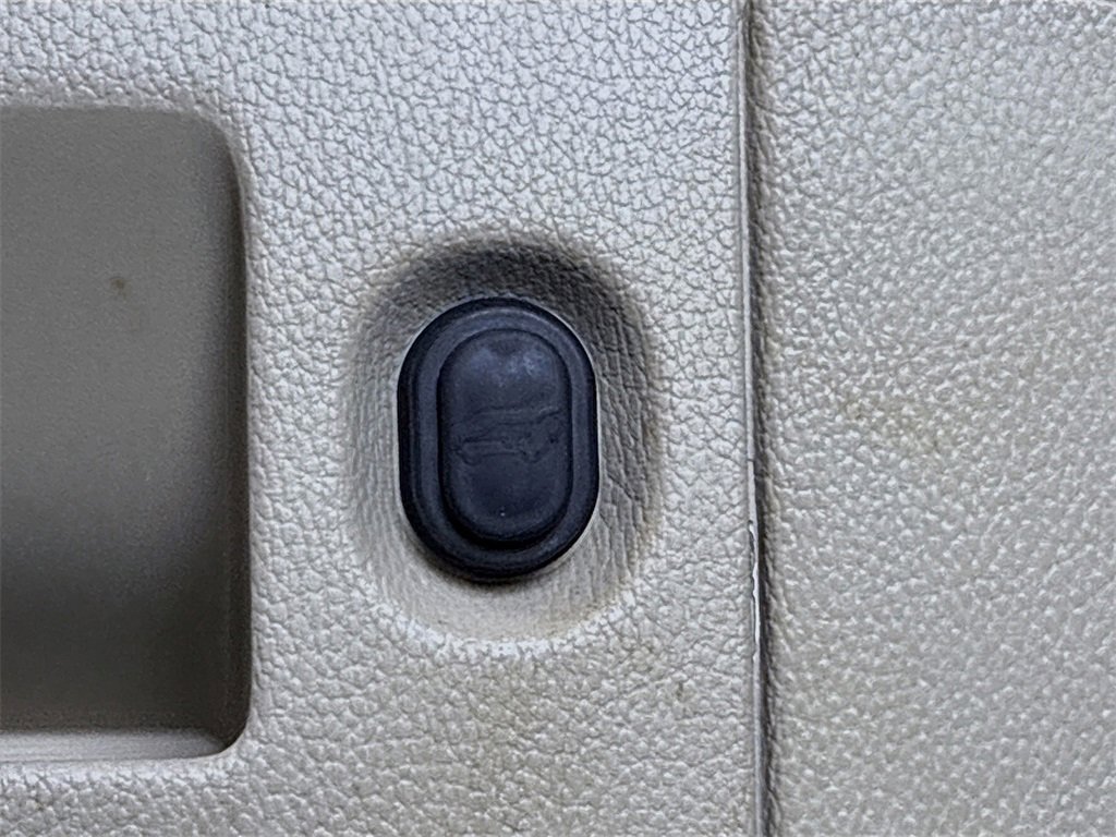 Used 2020 GMC Yukon Denali w/ Open Road Package image 33