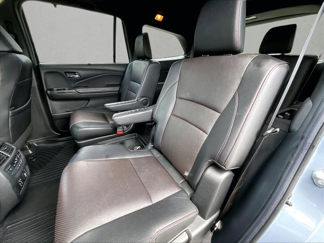 Used 2022 Honda Pilot Black Edition image 28
