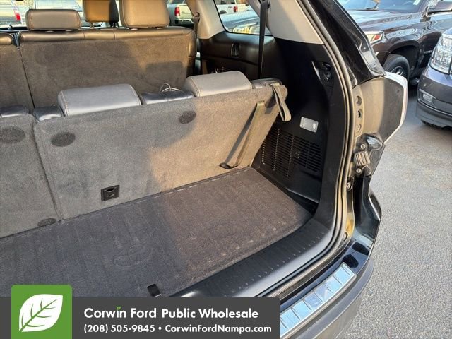 Used 2016 Toyota Highlander XLE image 32