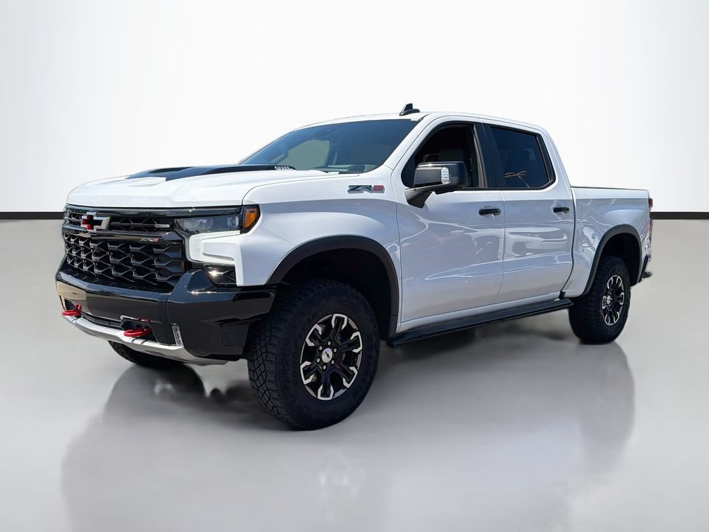 Used 2022 Chevrolet Silverado 1500 ZR2 w/ Technology Package AWD/4WD image 2