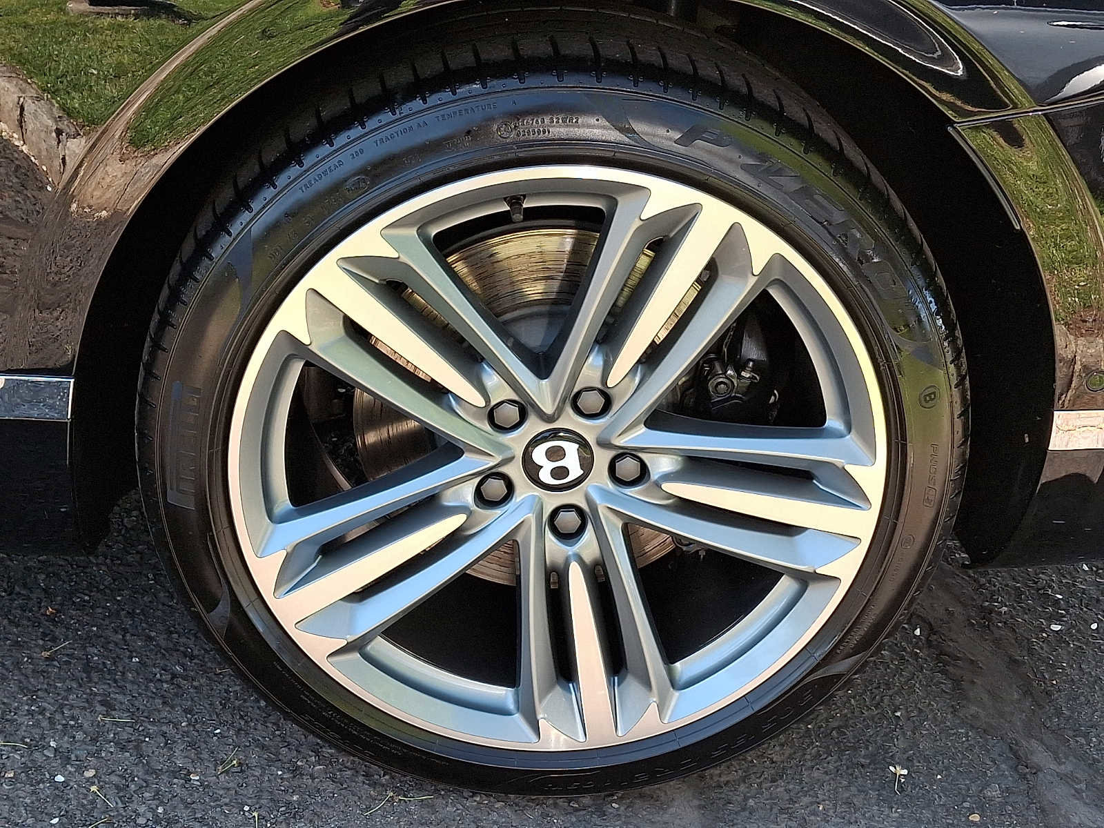 Used 2023 Bentley Continental GT Mulliner AWD/4WD image 7