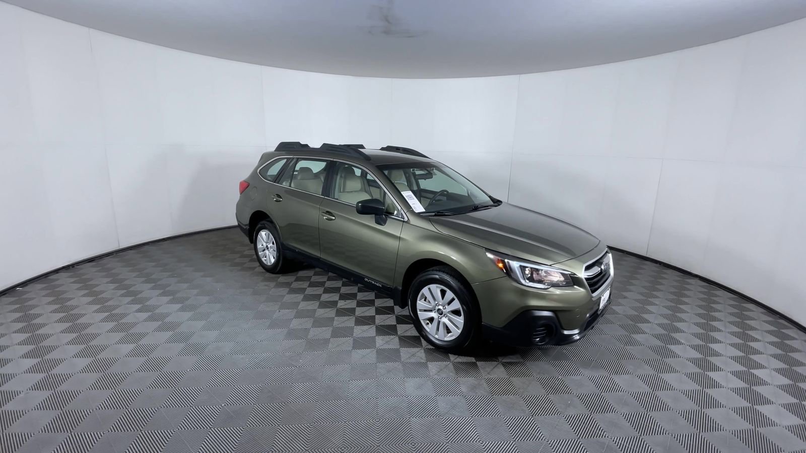 Used 2019 Subaru Outback 2.5i image 2