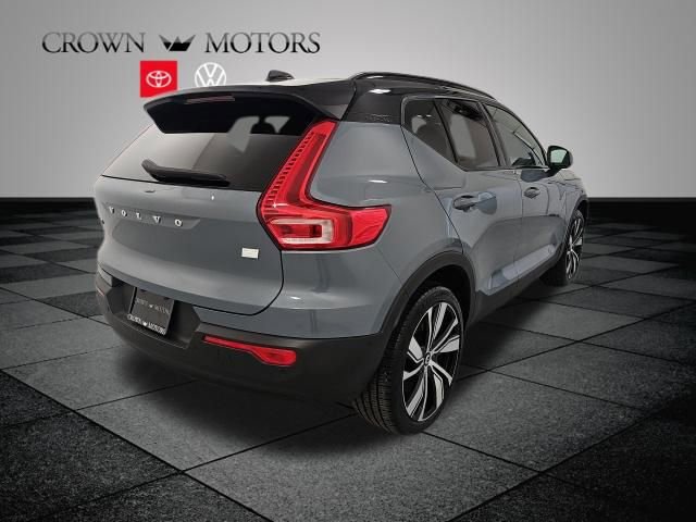Used 2022 Volvo XC40 P8 Recharge Ultimate image 6