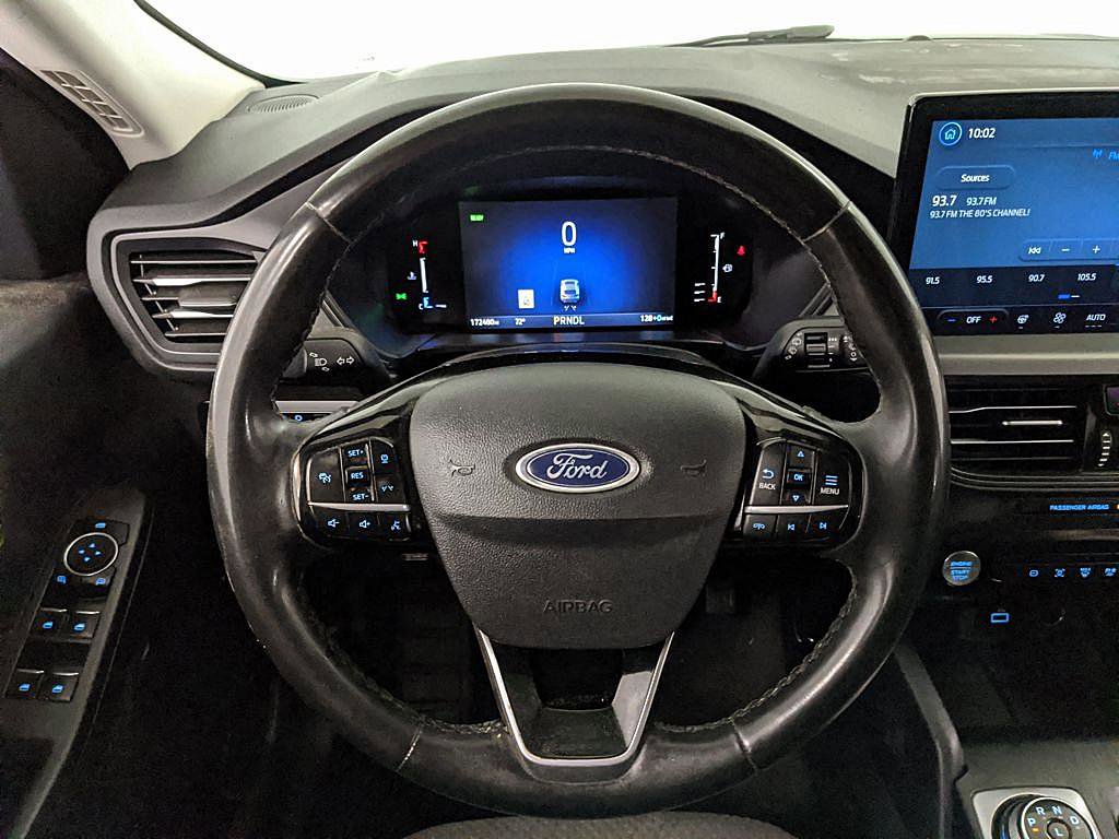 Used 2023 Ford Escape SE FWD image 10
