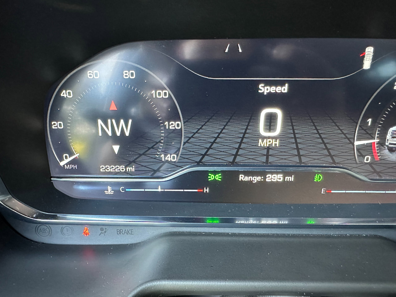 Used 2024 GMC Yukon XL SLT w/ SLT Luxury Package image 46