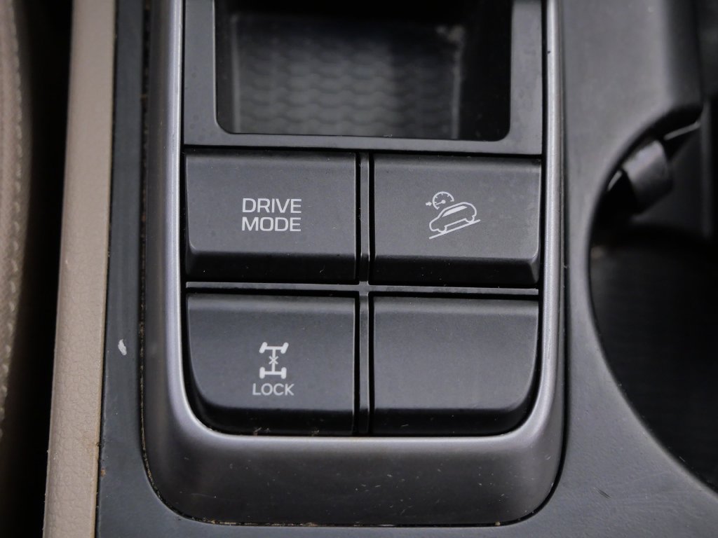 Used 2016 Hyundai Tucson Sport AWD/4WD image 25