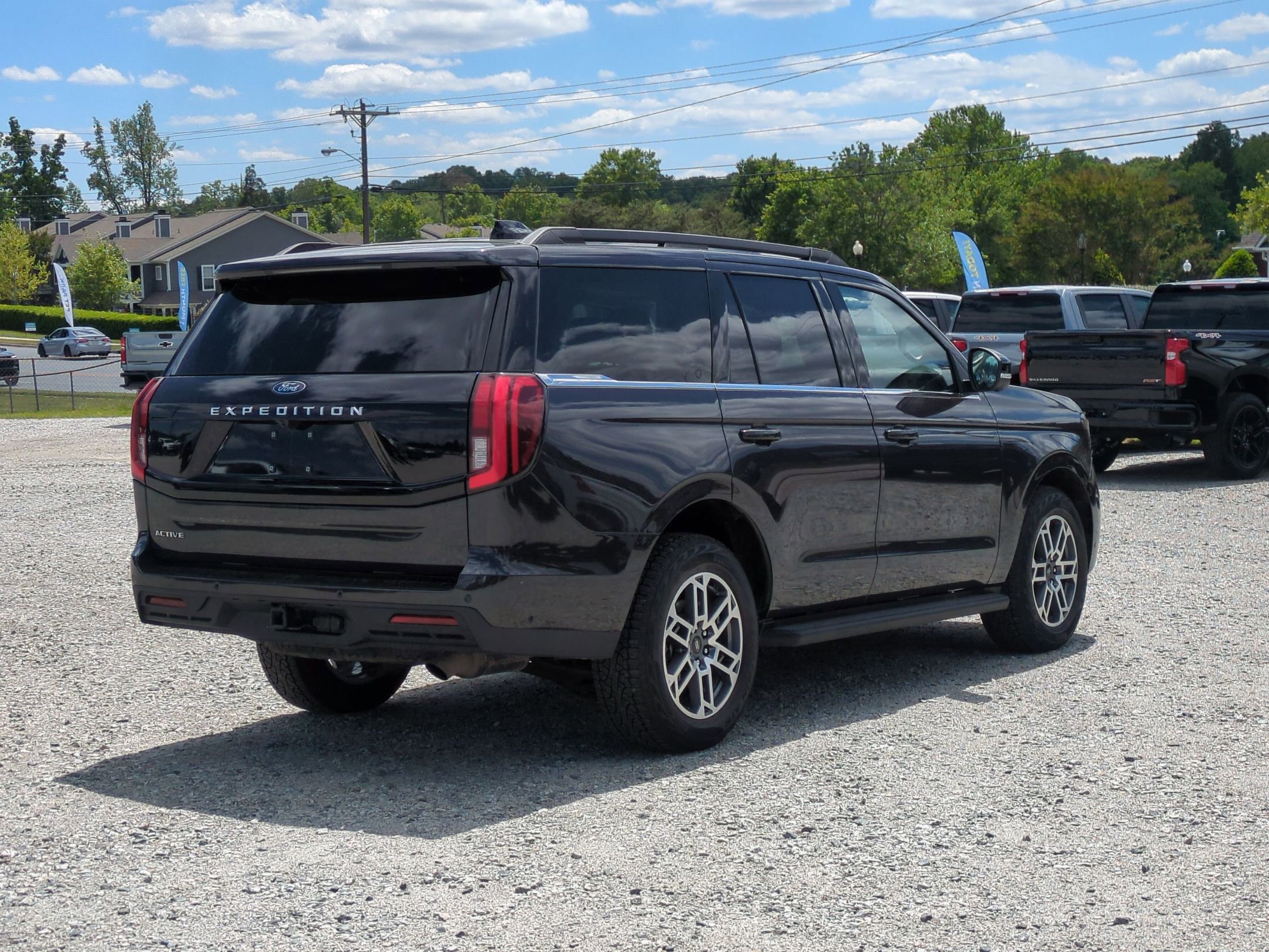 Used 2025 Ford Expedition Active AWD/4WD image 10