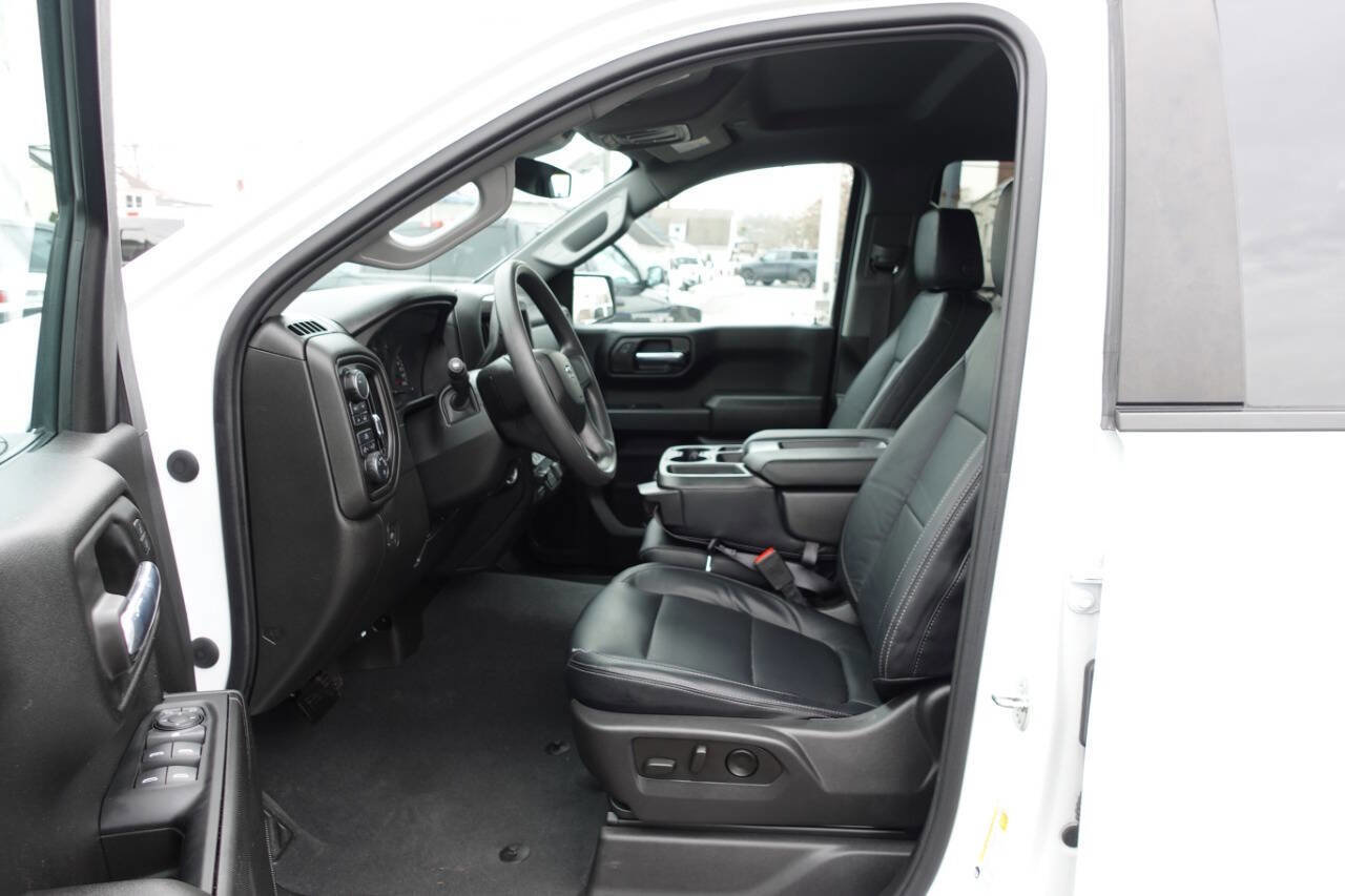 Used 2023 Chevrolet Silverado 1500 Custom w/ Rally Edition image 16