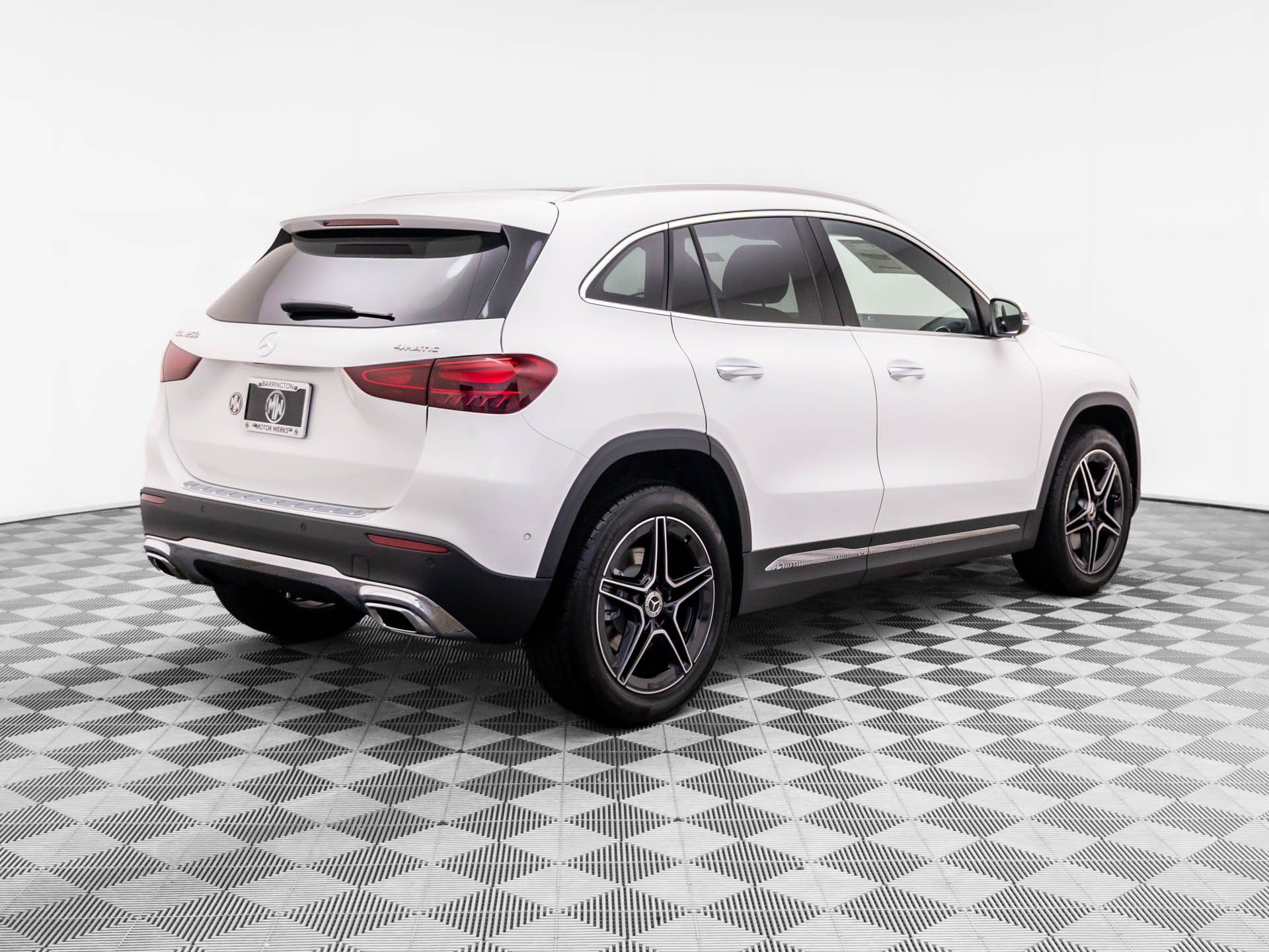 New 2026 Mercedes-Benz GLA 250 4MATIC image 5