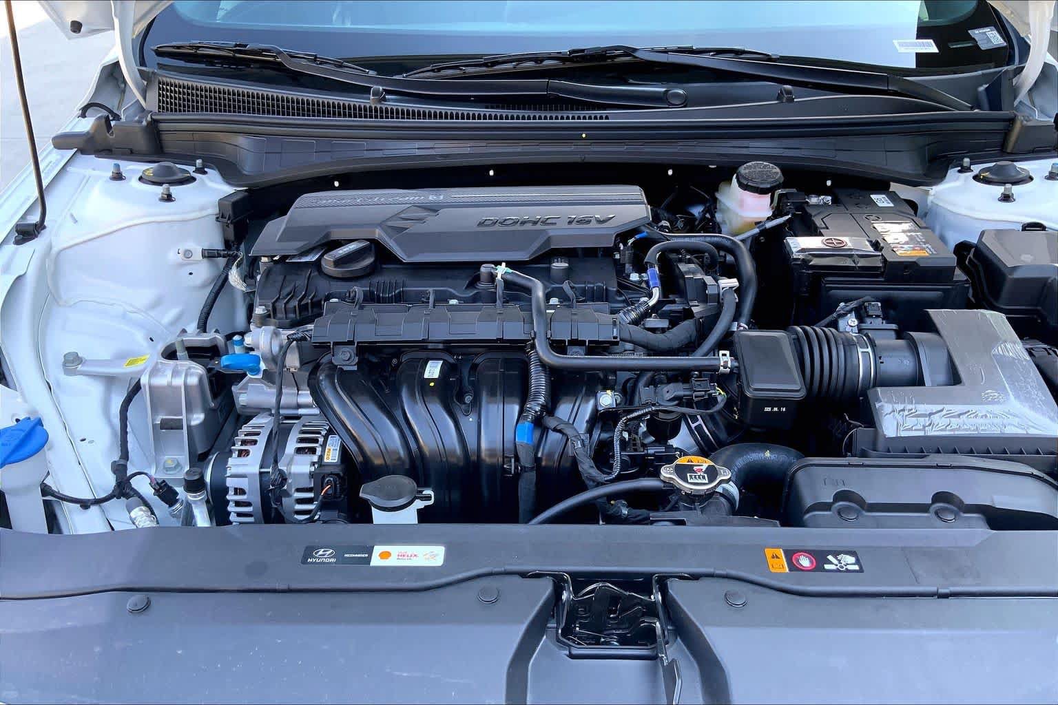New 2026 Hyundai Elantra SEL Sport FWD image 16