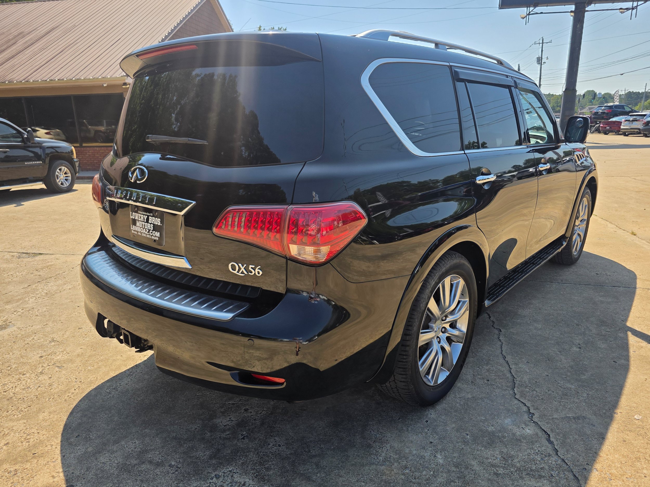 Used 2012 INFINITI QX56 2WD w/ Theater Pkg image 5