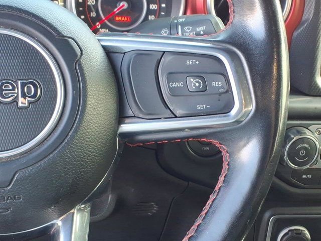 Used 2022 Jeep Wrangler Unlimited Rubicon w/ Cold Weather Group AWD/4WD image 17
