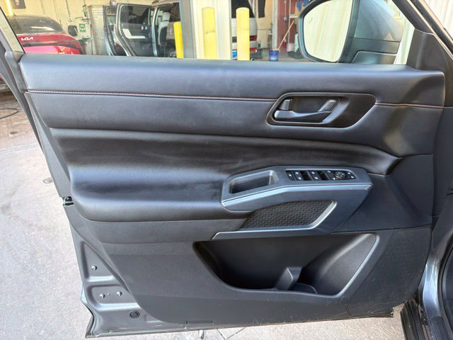 Used 2024 Nissan Pathfinder Rock Creek AWD/4WD image 16