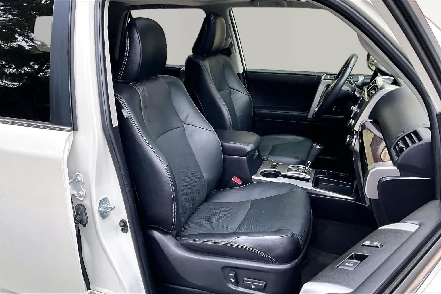 Used 2021 Toyota 4Runner Limited RWD image 9