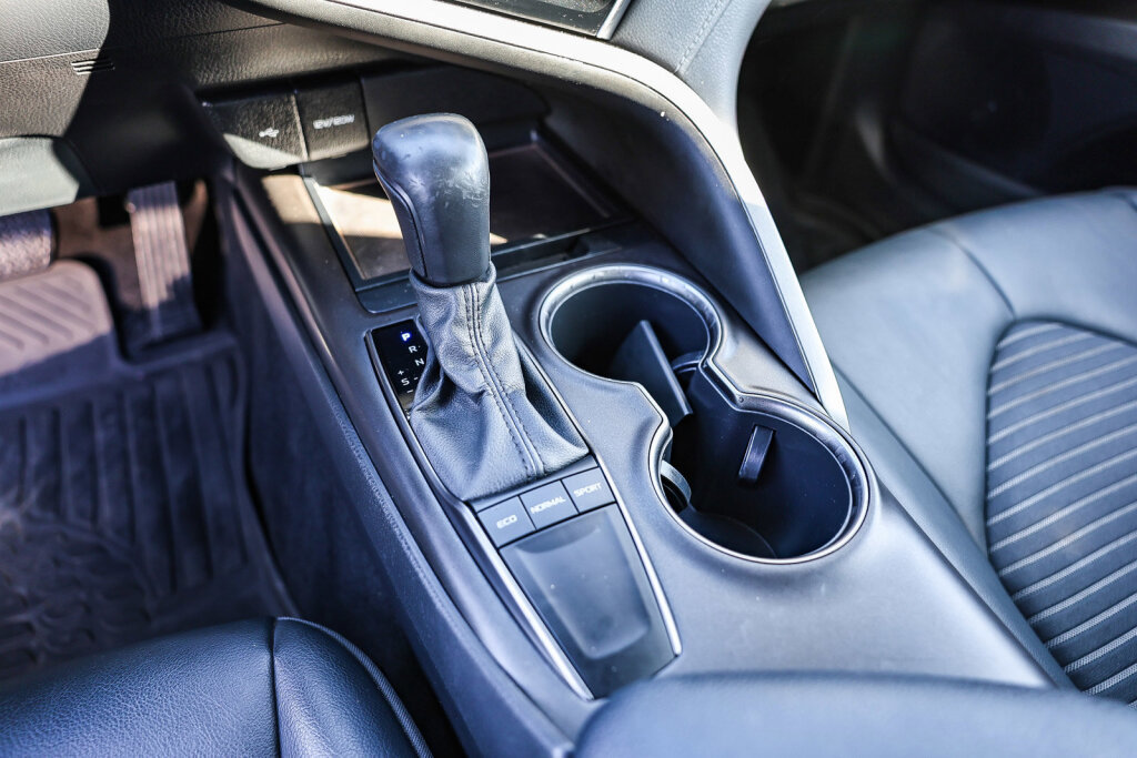 Certified 2022 Toyota Camry SE image 14