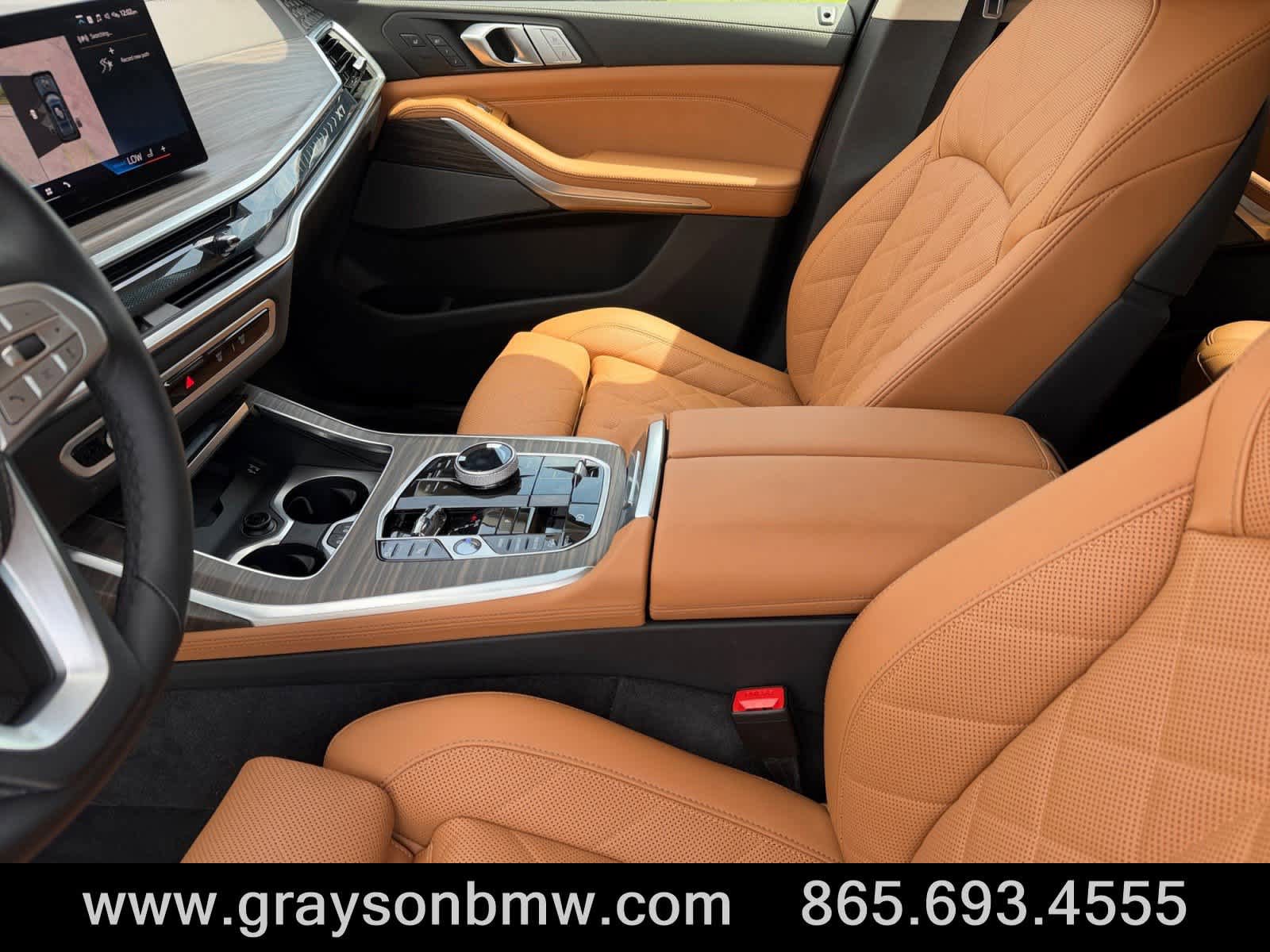 Used 2026 BMW X7 xDrive40i AWD/4WD image 12