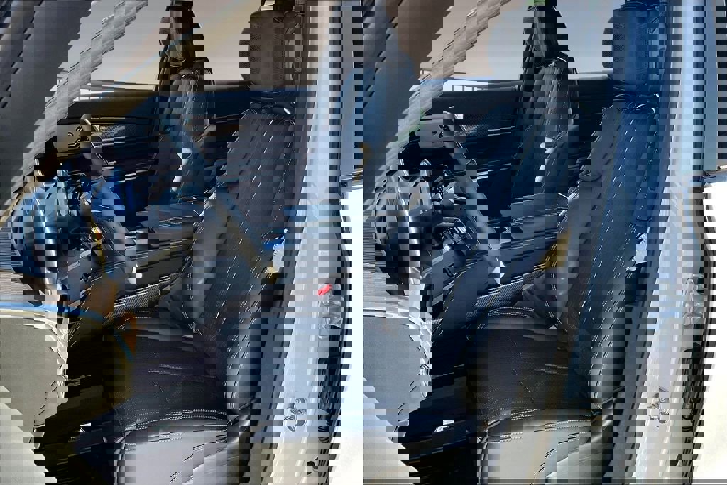 New 2026 Cadillac Vistiq Sport image 8