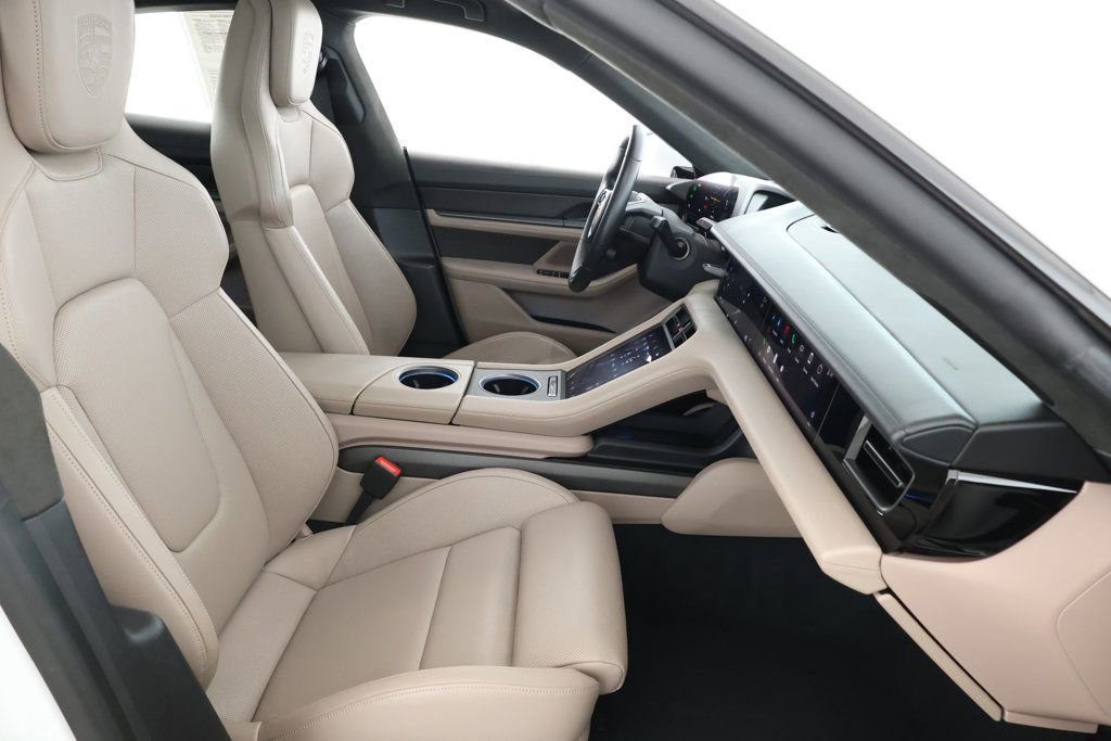 Used 2020 Porsche Taycan Turbo S image 23