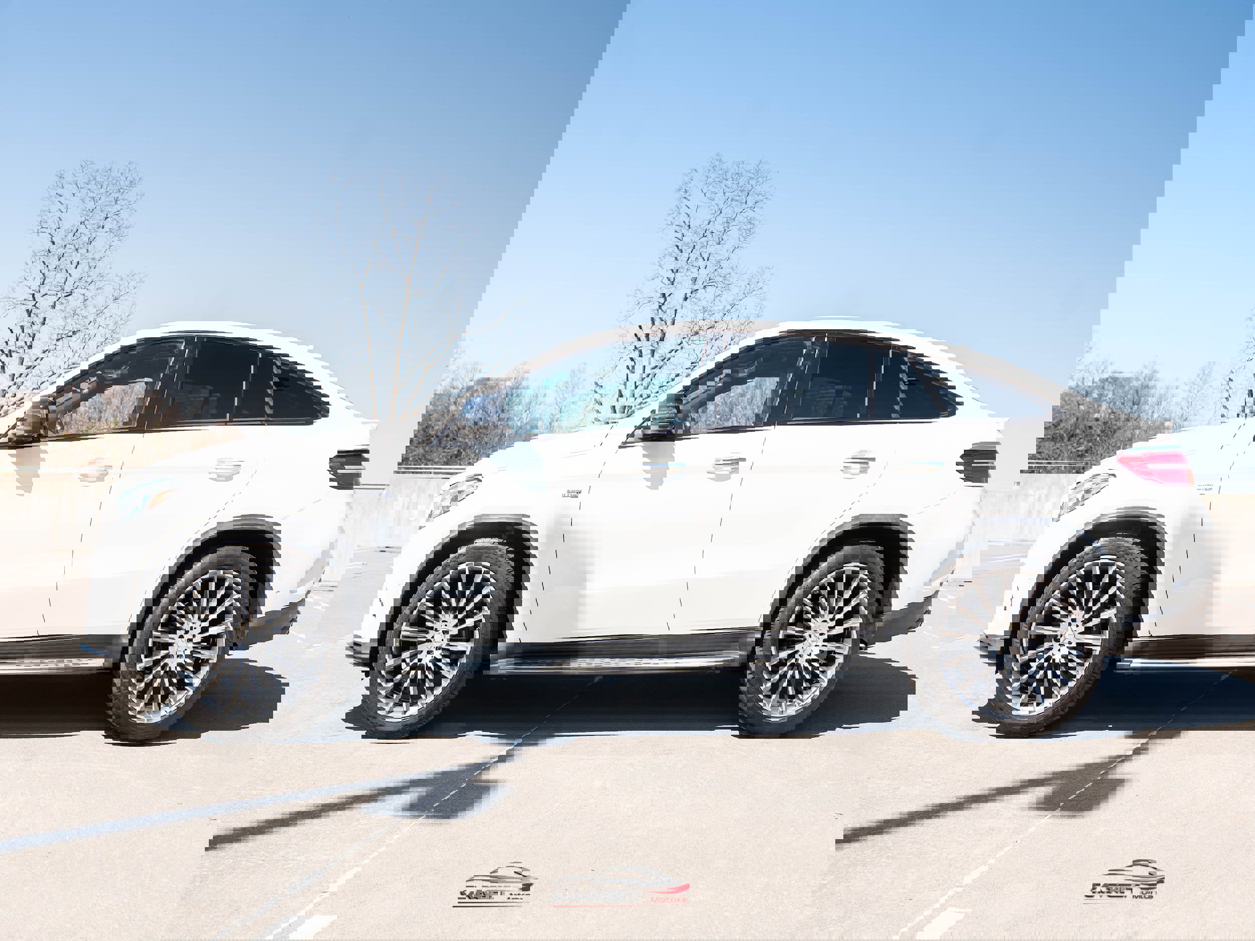 Used 2019 Mercedes-Benz GLE 43 AMG 4MATIC image 4