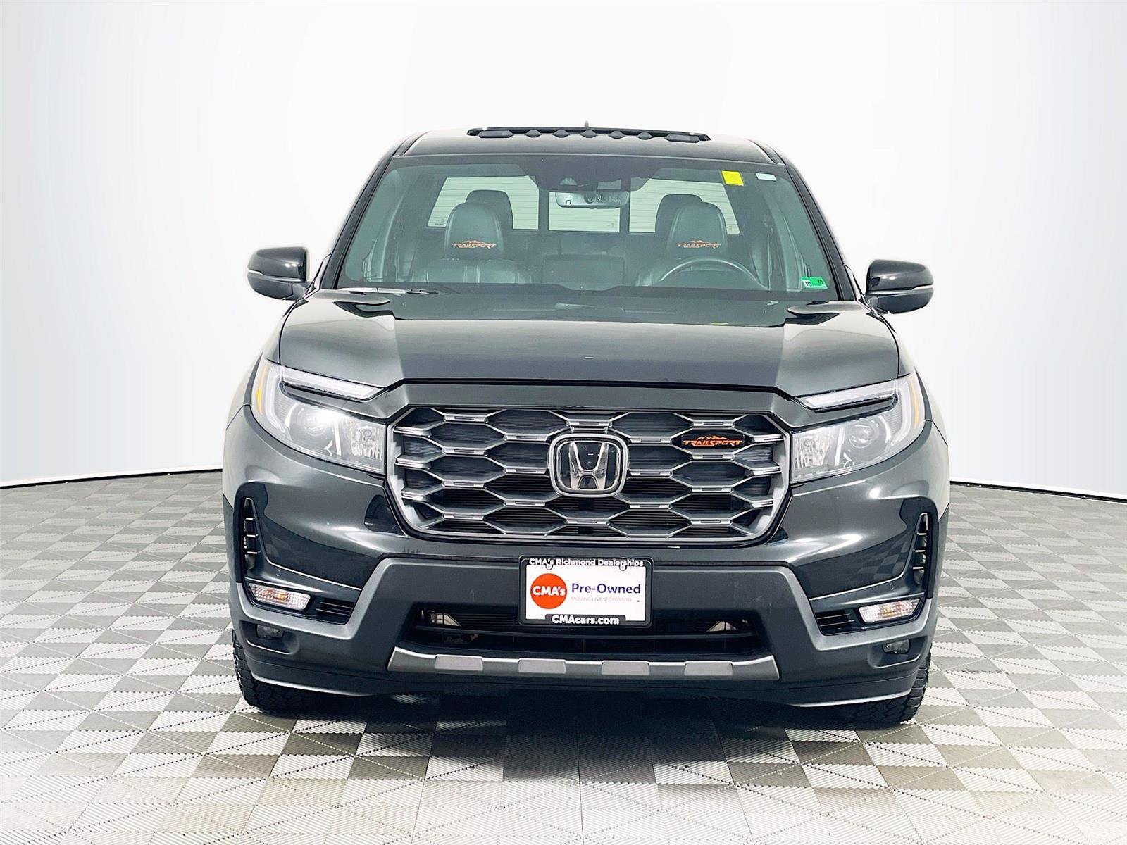 Used 2025 Honda Ridgeline TrailSport image 2
