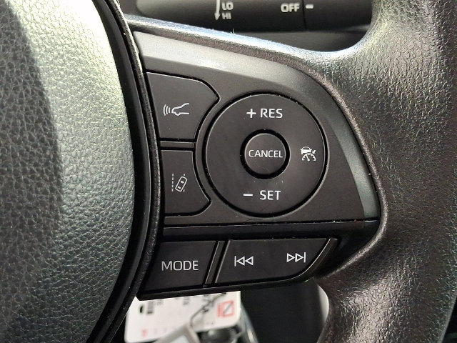 Used 2023 Toyota RAV4 LE FWD image 25