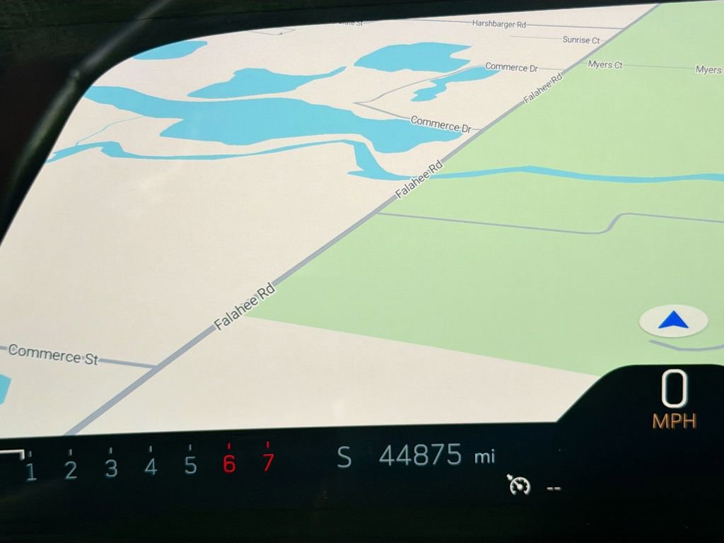 Used 2024 Cadillac XT4 Sport w/ Technology Package image 13