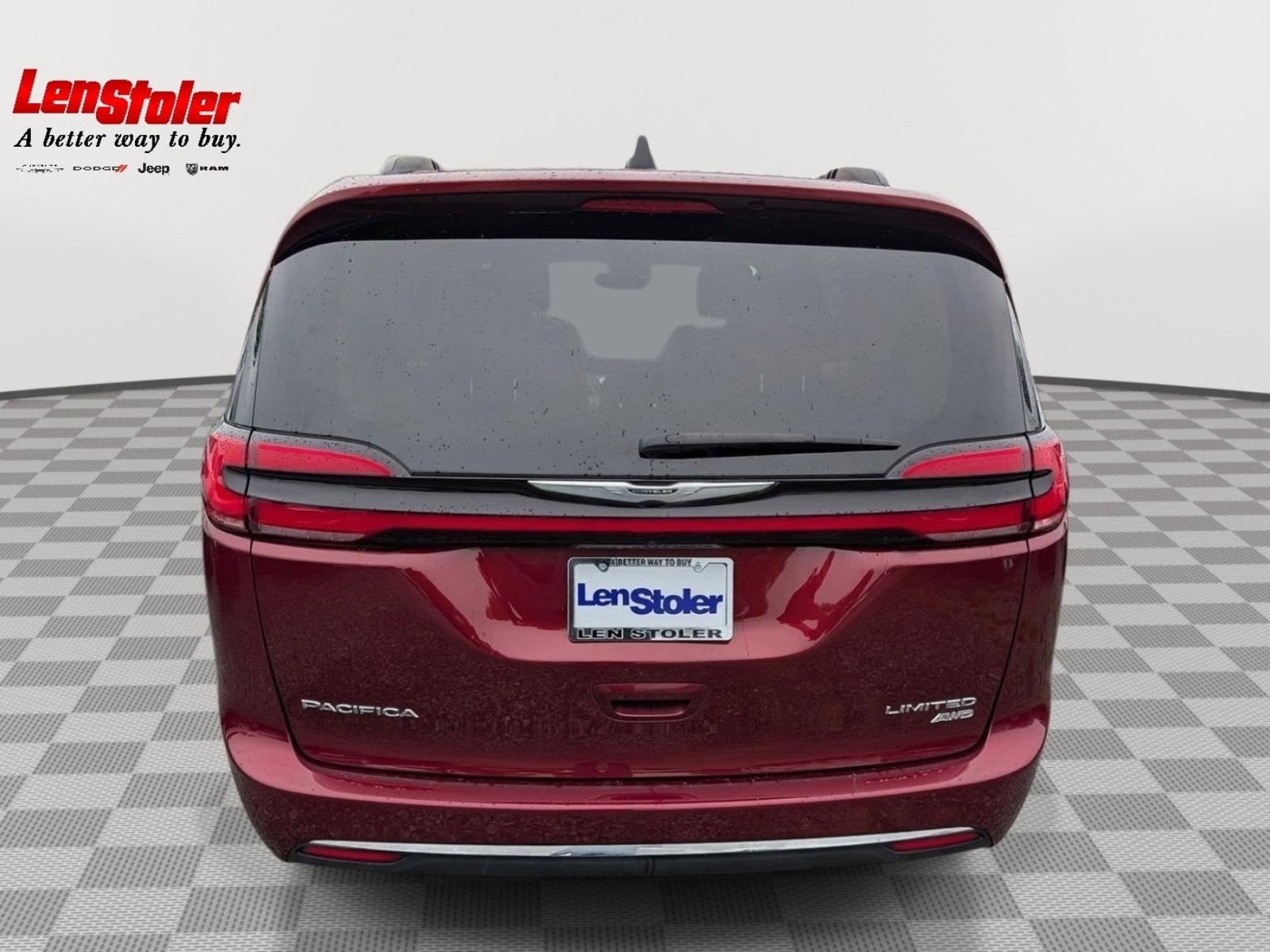 Used 2023 Chrysler Pacifica Limited w/ Uconnect Theater Family Group AWD/4WD image 4