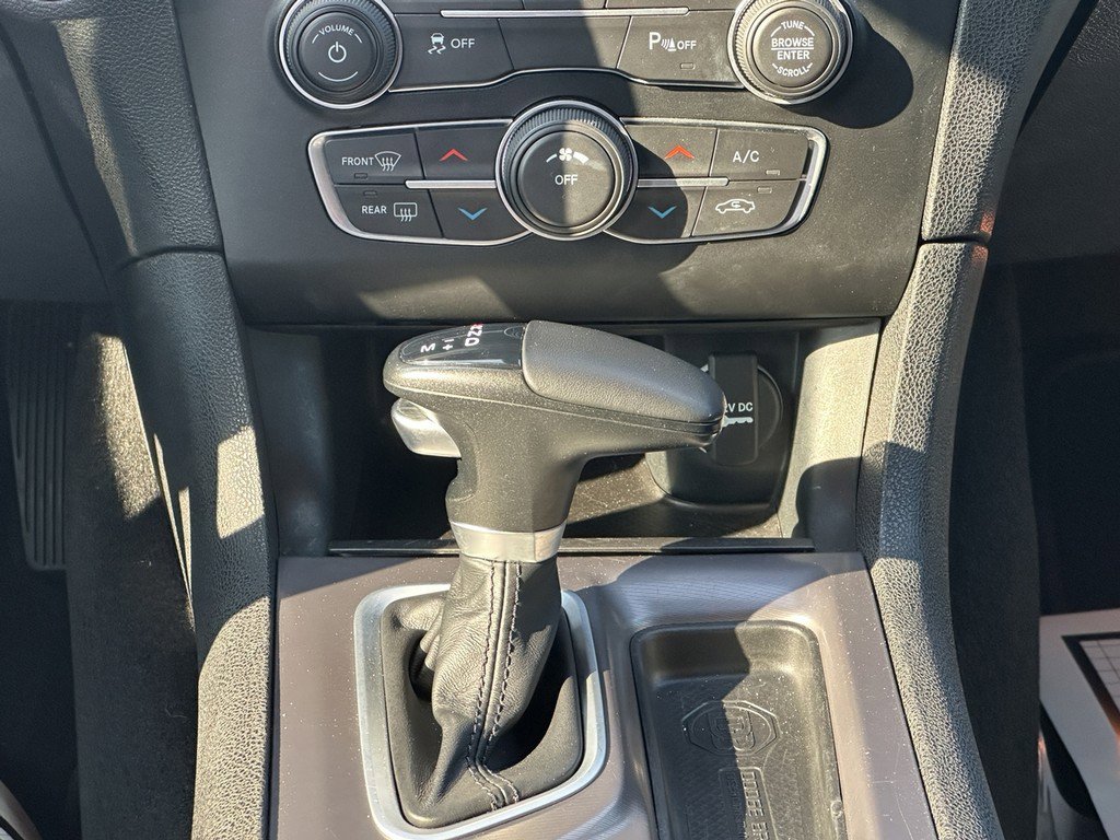 Used 2023 Dodge Charger SXT image 15