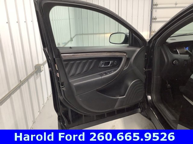 Used 2017 Ford Taurus Limited image 14