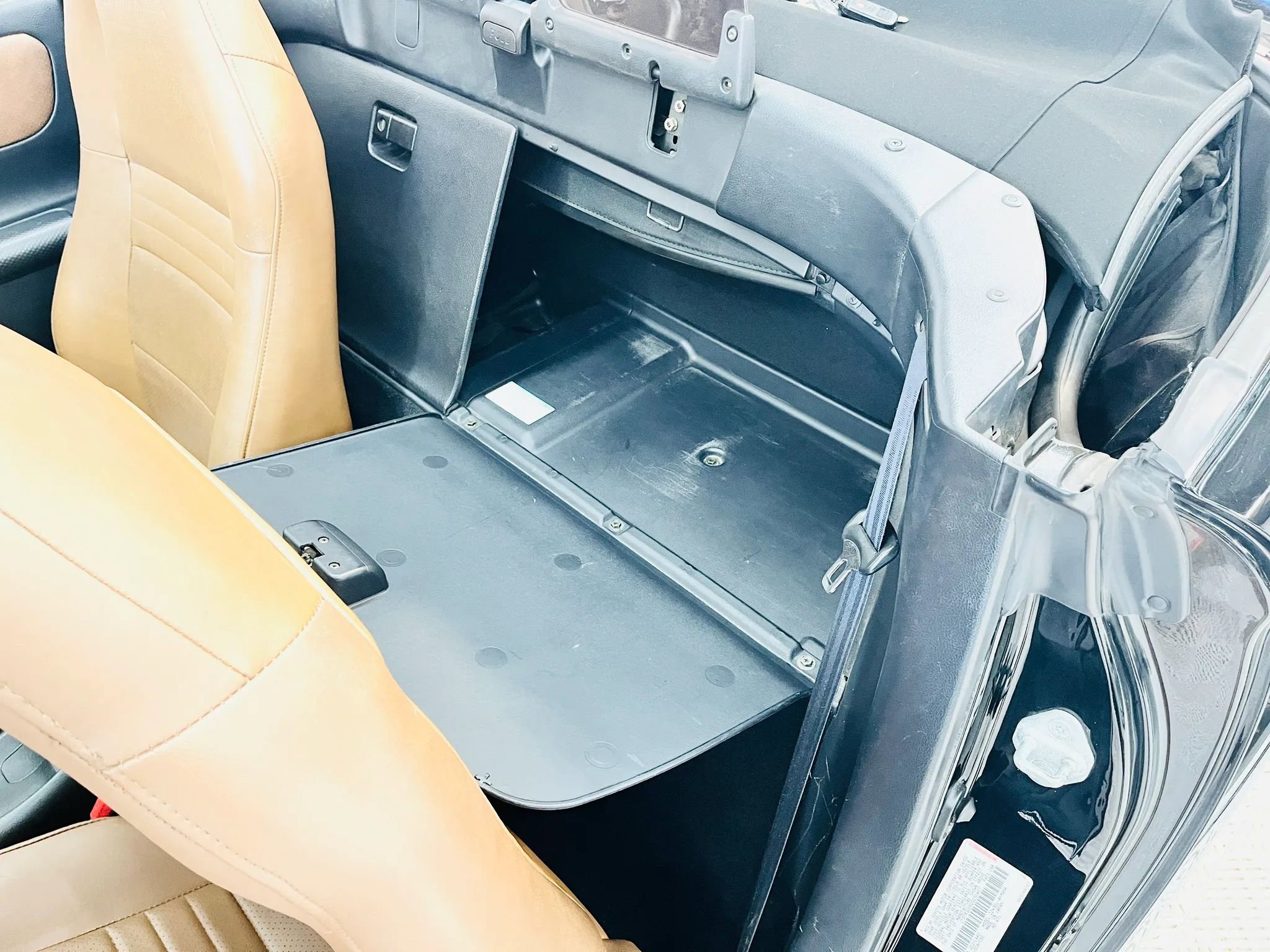 Used 2002 Toyota MR2 RWD image 30