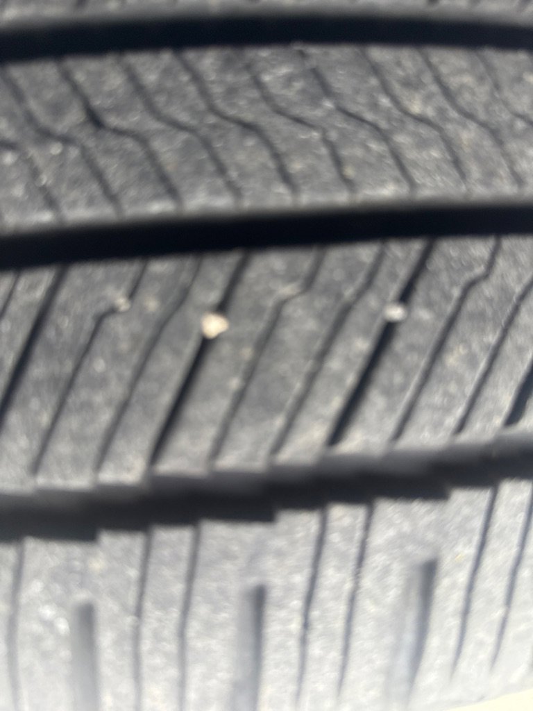 Used 2023 Kia Telluride S image 10