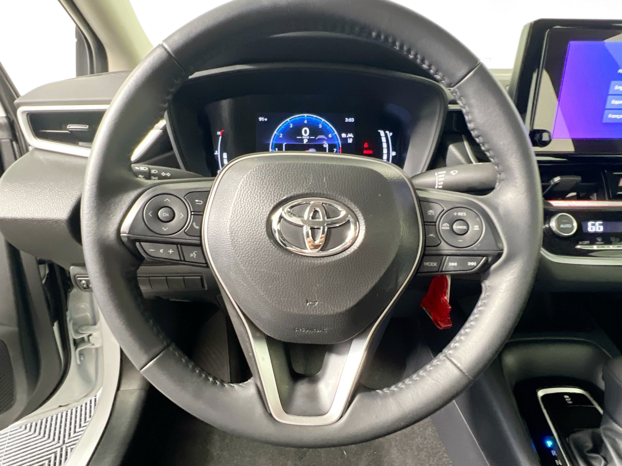 Used 2026 Toyota Corolla LE FWD image 17