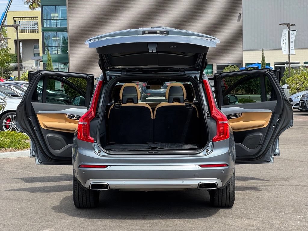 Used 2018 Volvo XC90 T6 Momentum w/ Convenience Package AWD/4WD image 26