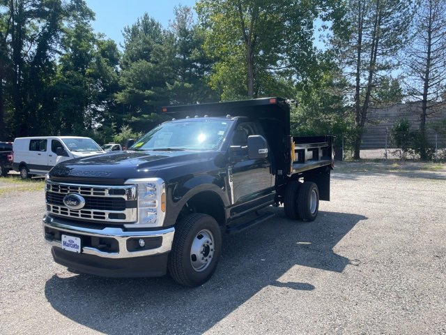 New 2025 Ford F350 XL w/ XL Chrome Package image 1