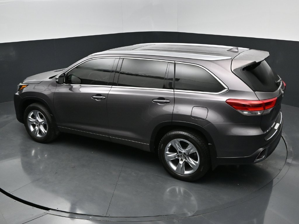 Used 2019 Toyota Highlander Limited AWD/4WD image 29