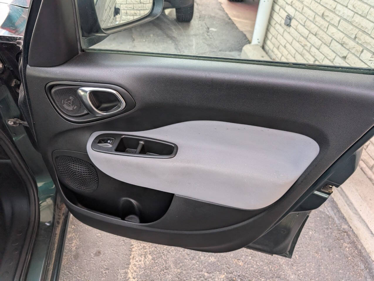 Used 2014 FIAT 500L Easy FWD image 32