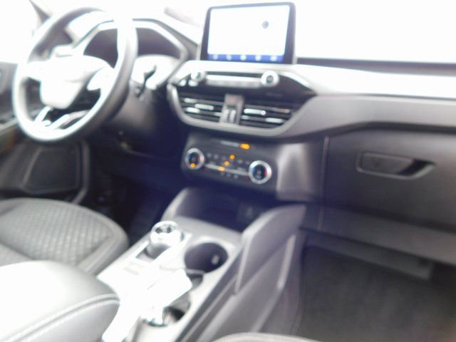 New 2026 Ford Escape Active w/ Cold Weather Package image 17