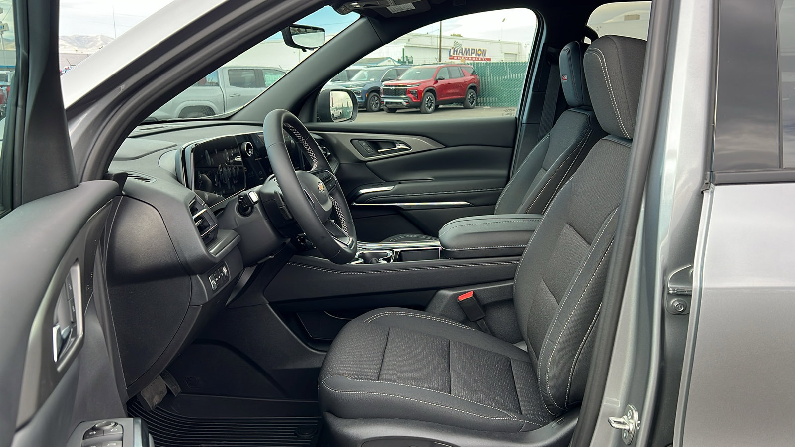 New 2026 Chevrolet Traverse LT w/ Driver Confidence Package image 29