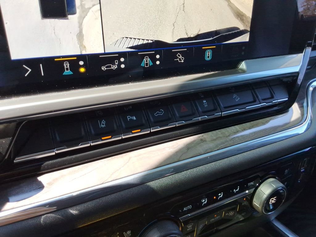 Certified 2024 Chevrolet Silverado 2500 LTZ w/ LTZ Plus Package image 33