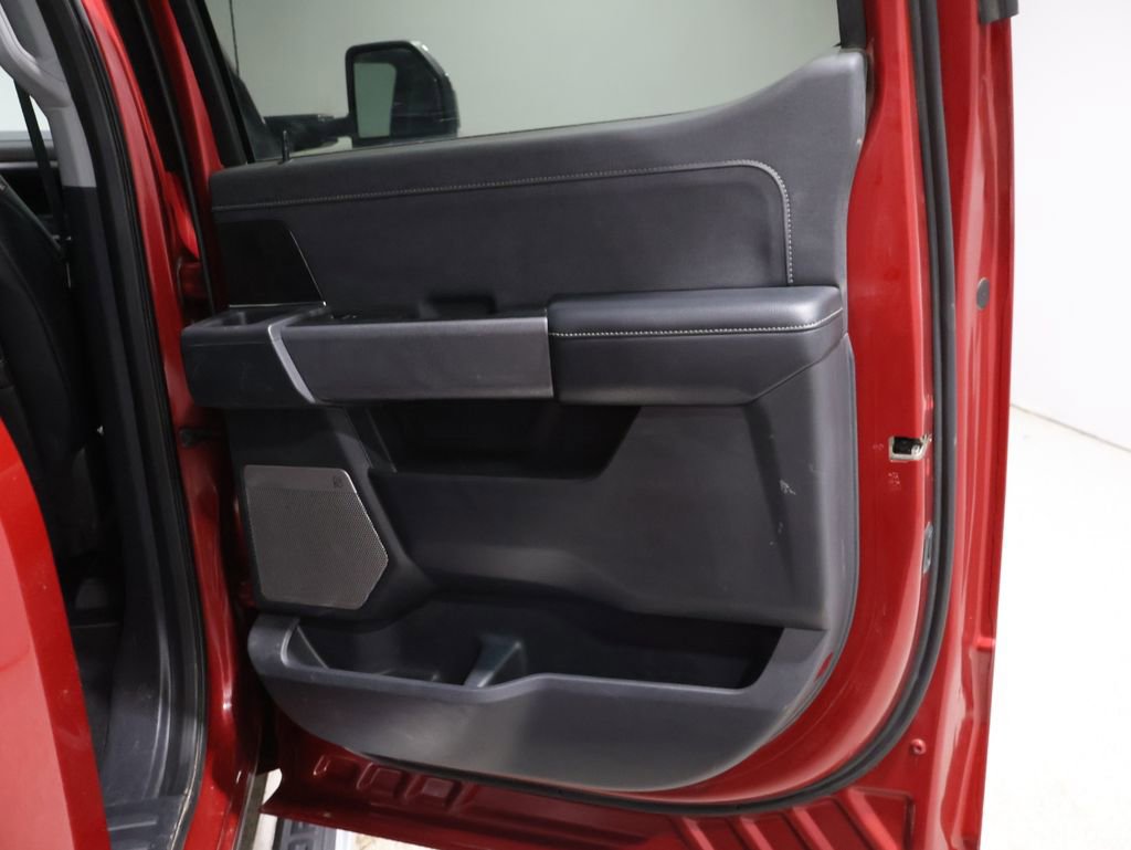 Used 2024 Ford F250 Lariat w/ Chrome Package image 24