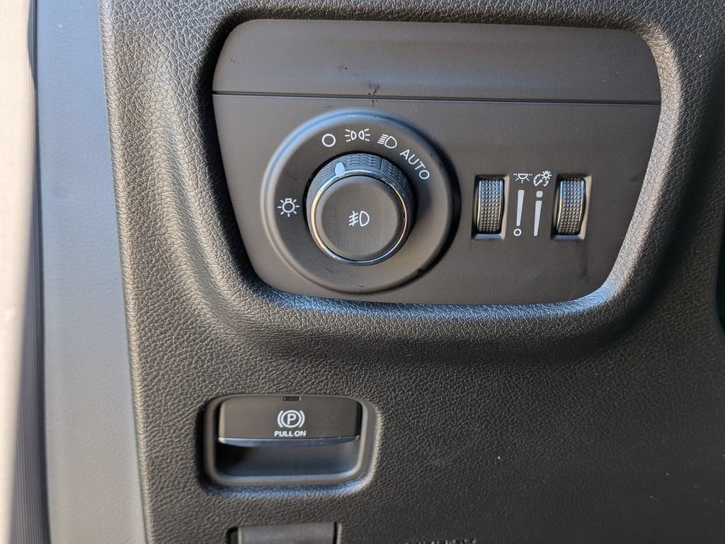 New 2026 Jeep Grand Cherokee Limited w/ Limited Altitude Package RWD image 20