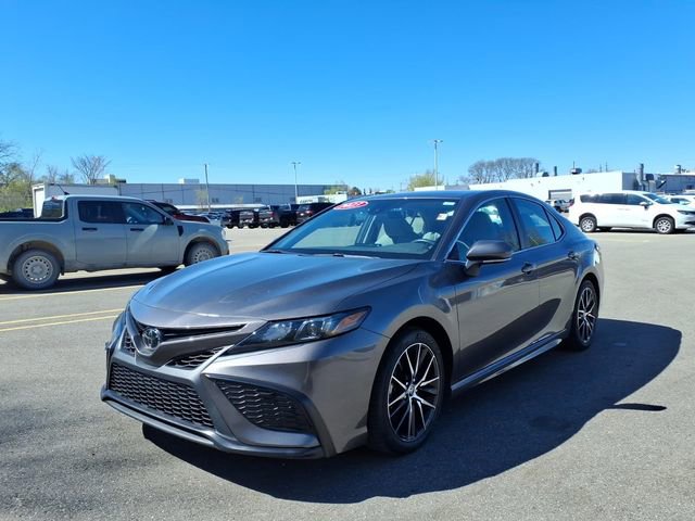 Certified 2023 Toyota Camry SE AWD/4WD image 3